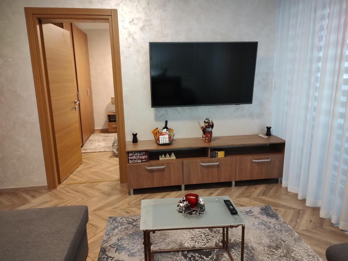 Decebal Premium Confort كرايوفا المظهر الخارجي الصورة